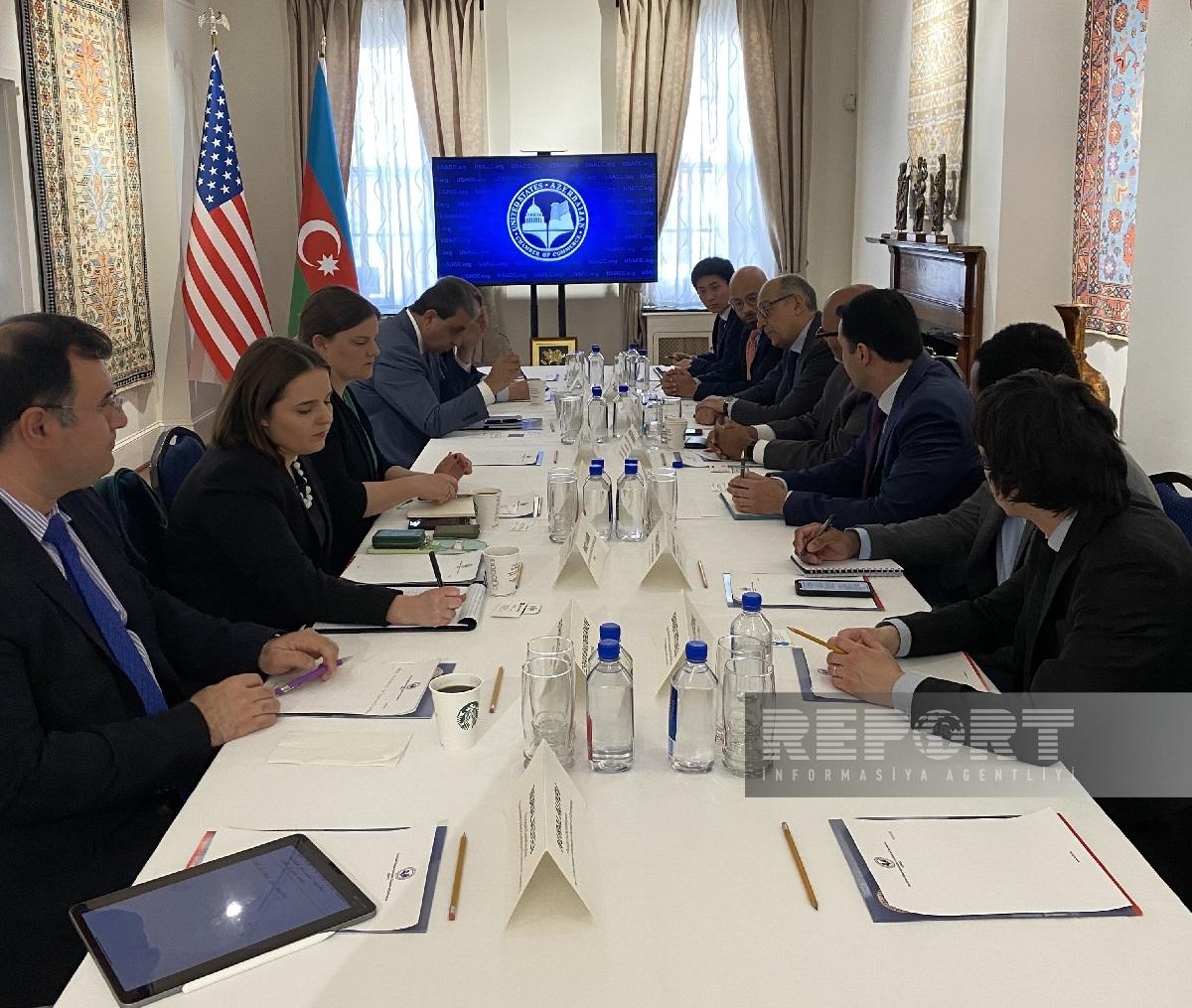 Помощник министра торговли США посетит Азербайджан -