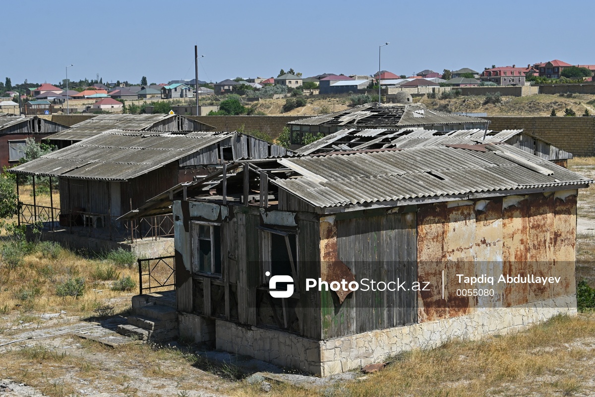 Пионерский лагерь на пляже