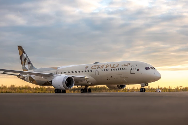 Авиакомпания Etihad Airways начнет выполнять прямые рейсы Баку - Абу-Даби