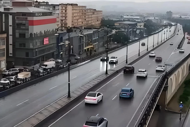 На одном из бакинских проспектов установлен новый радар