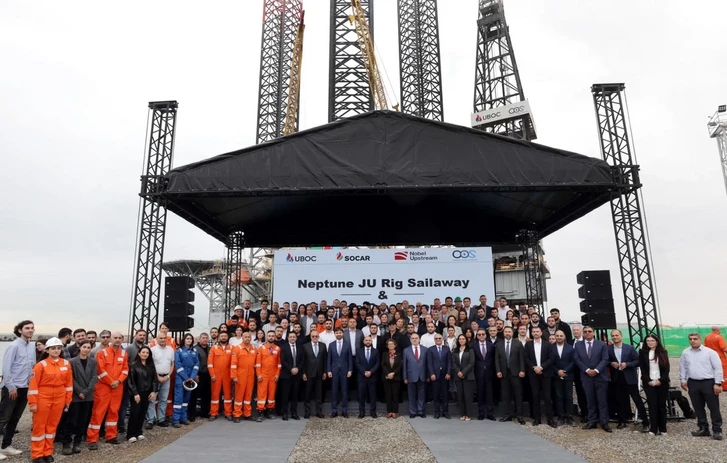 «Нептун» отправился в море: SOCAR начинает бурение на месторождении Умид