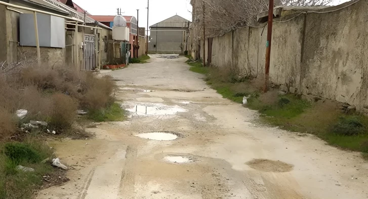 Media.az - Новости Азербайджана - Жители поселка Зых жалуются на плохие дороги и отсутствие освещения