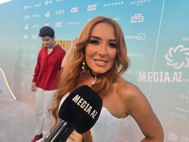 Тунзаля Агаева представила на DREAM FEST образ к 25-летию своей сценической карьеры
