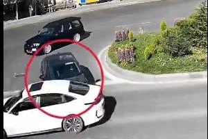ЦИУТ напомнил водителям правила проезда круговых перекрестков