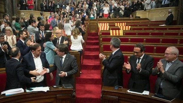В правительство Каталонии вошли заключенные и беглецы