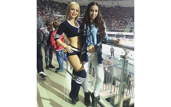 Аргентинцев научили снимать русских девушек на чемпионате мира