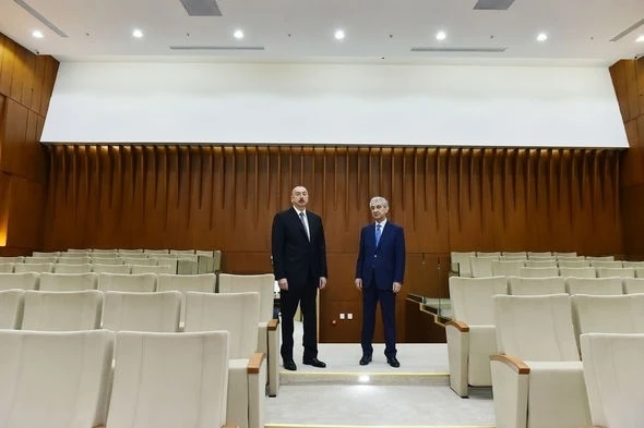 Президент открыл новое здание партии «Ени Азербайджан» – ФОТО + ОБНОВЛЕНО