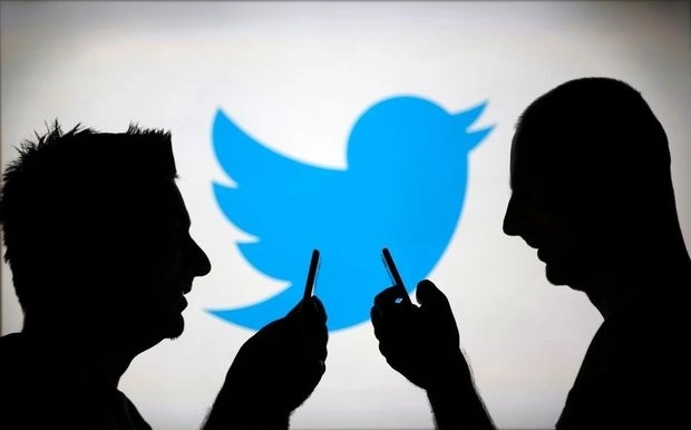 Twitter планирует скрывать сообщения троллей