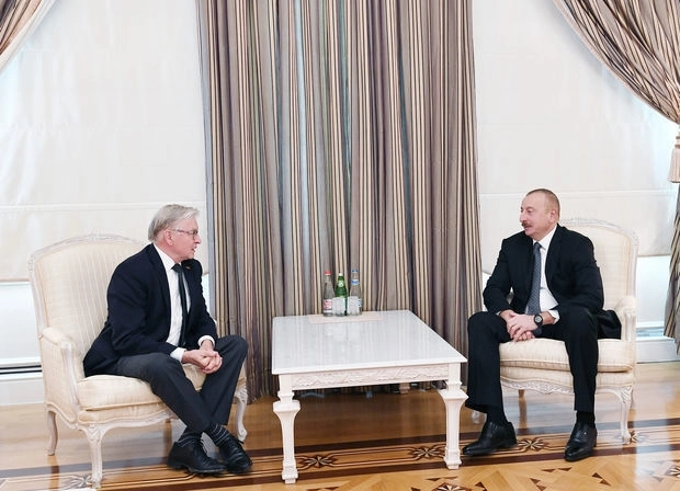 Ильхам Алиев встретился с  Рене Ван дер Линденом