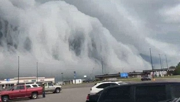 В США засняли необычные облака – ВИДЕО