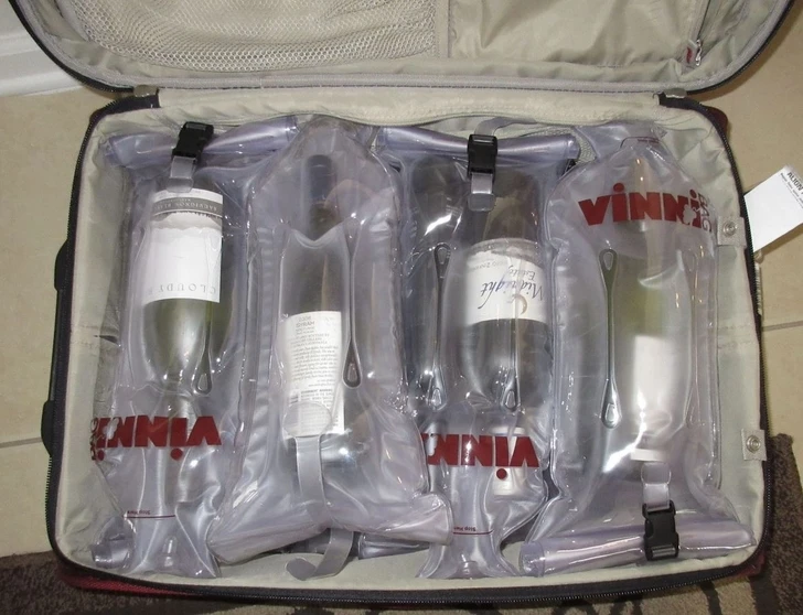 Найден способ избежать взрыва бутылок в багаже