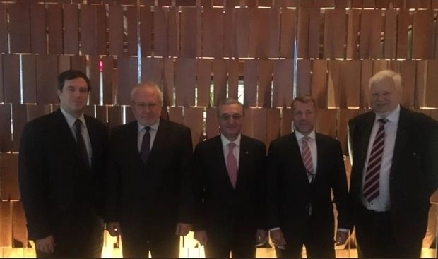 Cопредседатели обсудили Карабах с Мнацаканяном