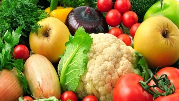 До января цены на фрукты и овощи будут расти. Некоторые сорта картофеля дошли до рекордной цены в 1,5 маната