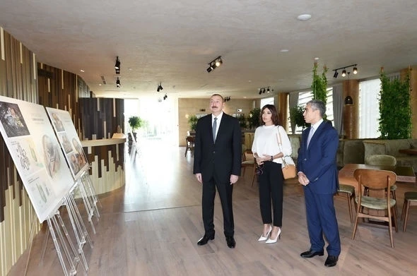 Ильхам Алиев и Мехрибан Алиева на открытии павильона «Милан Экспо» в Баку