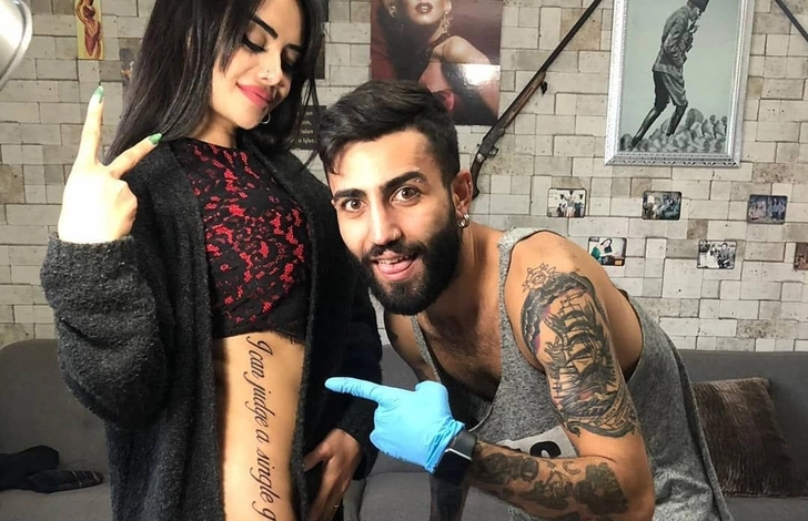 Азербайджанскую телезвезду высмеяли за нелепые ошибки в татуировке – ФОТО
