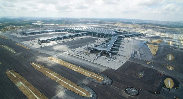 Новый аэропорт в Стамбуле запускает прямые рейсы в Баку