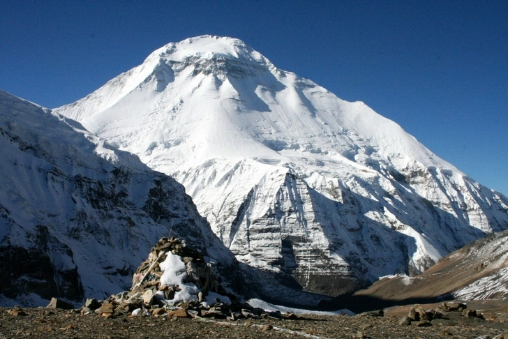 Девять альпинистов погибли в Непале