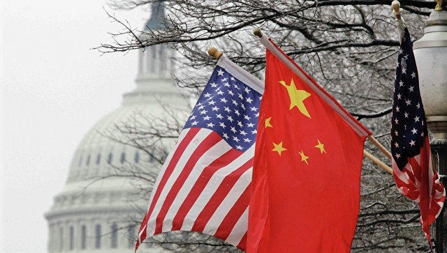 Вашингтон несправедливо обвиняет Пекин во вмешательстве, заявил посол Китая