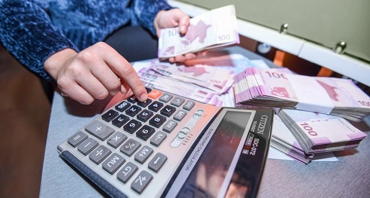 В Азербайджане вырастет среднемесячная зарплата