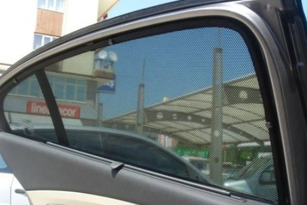 В Азербайджане истекает срок использования пленок в автомобилях – ВИДЕО