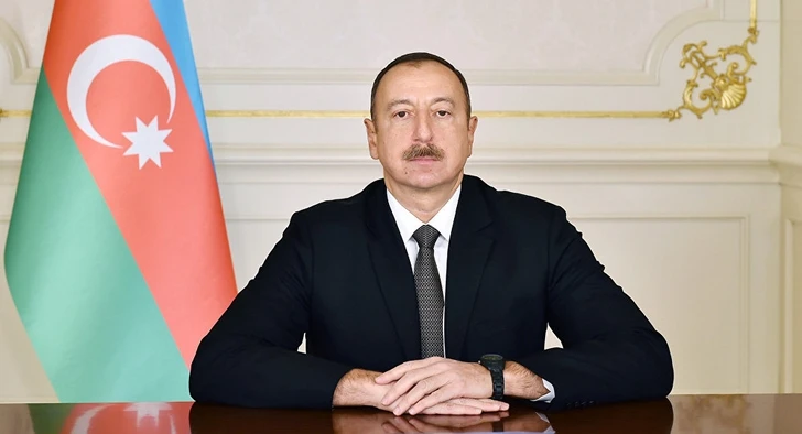 Ильхам Алиев поздравил президента Палестины