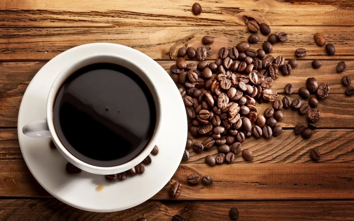 Раскрыта причина пристрастия людей к черному кофе