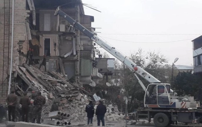 В Гяндже от взрыва рухнул жилой дом: Есть жертвы  – ОБНОВЛЕНО + ВИДЕО