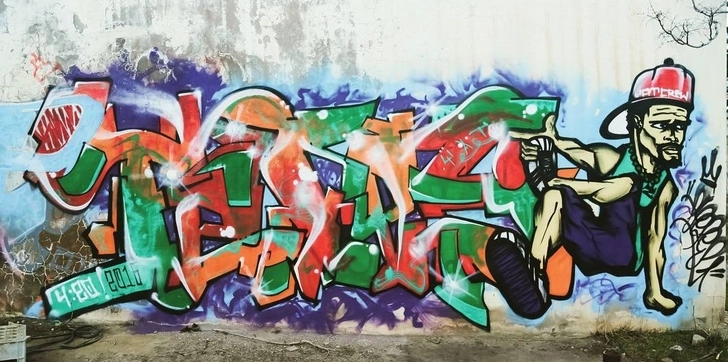 Как живется граффити-райтеру в Баку. История одного уличного художника