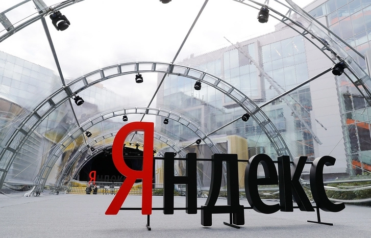 «Алиса» лжет или о не случайной провокации «Яндекса»