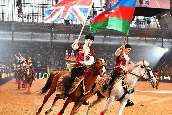 Карабахские скакуны в Лондоне – ФОТО