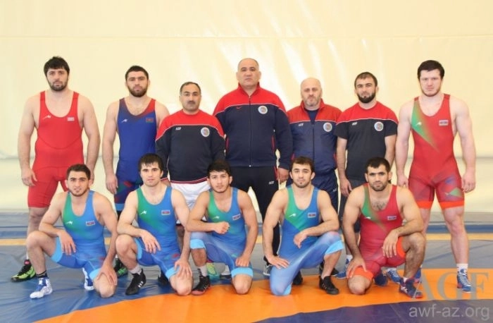Сборная Азербайджана тренируется с олимпийскими чемпионами России на базе «Анжи»