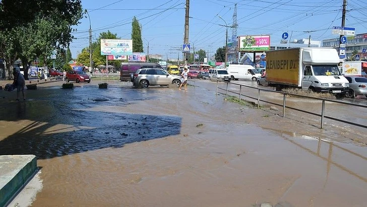 Авария на магистральном водопроводе в Баку устранена – ВИДЕО - ОБНОВЛЕНО
