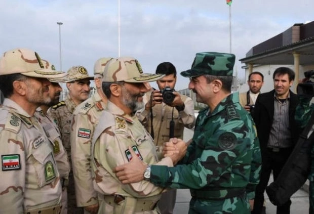 Эльчин Гулиев на встрече с командующим погранвойсками Ирана – ФОТО