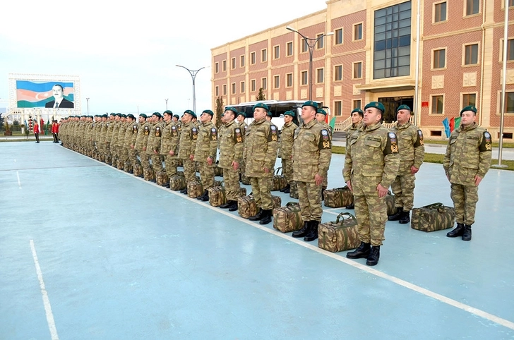 Азербайджанские миротворцы вернулись на родину – ФОТО