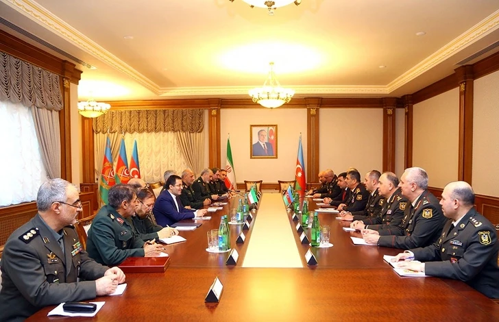 Обсуждено азербайджано-иранское военное сотрудничество