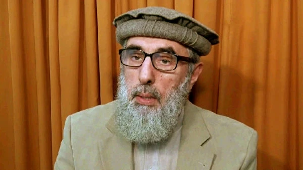 Экс-премьер Афганистана примет участие в президентских выборах