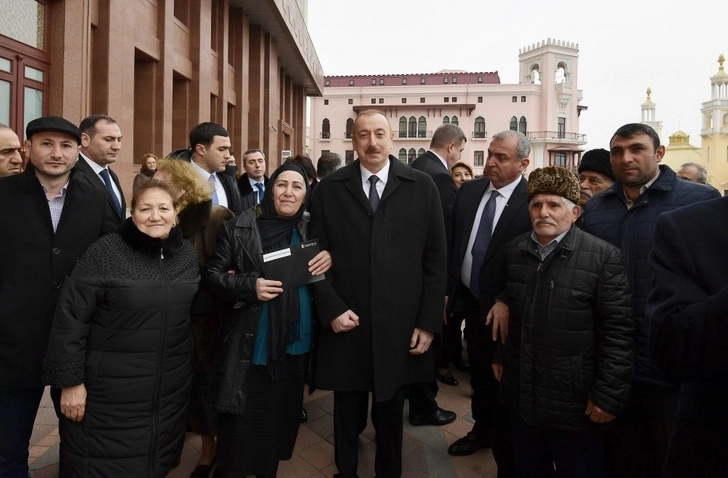 Ильхам Алиев встретился с семьями шехидов – ФОТО + ВИДЕО + ОБНОВЛЕНО