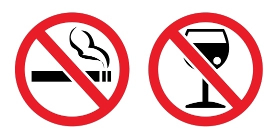 Запретить продажу алкоголя и сигарет после 22:00. Как бороться с курением в Азербайджане?