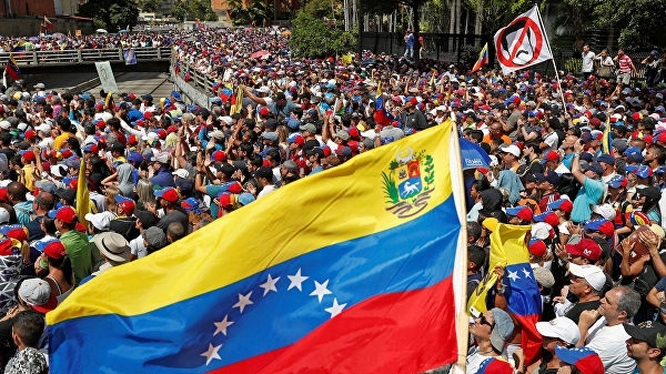 В Венесуэле начался марш сторонников Мадуро