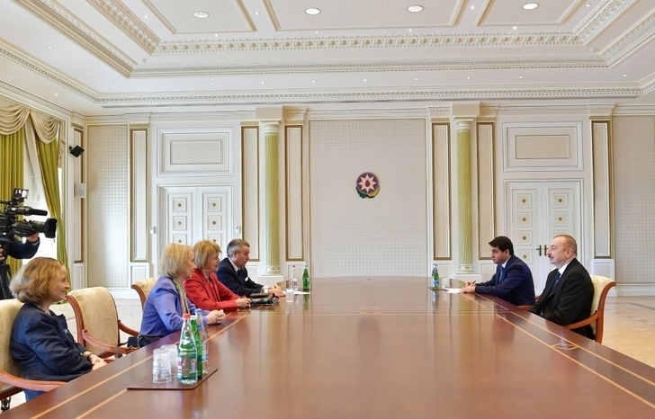 Ильхам Алиев принял торгового посланника премьер-министра Великобритании по Азербайджану – ОБНОВЛЕНО