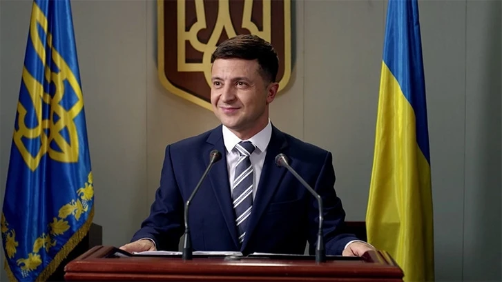Шоумен Зеленский вновь возглавил президентскую гонку в Украине