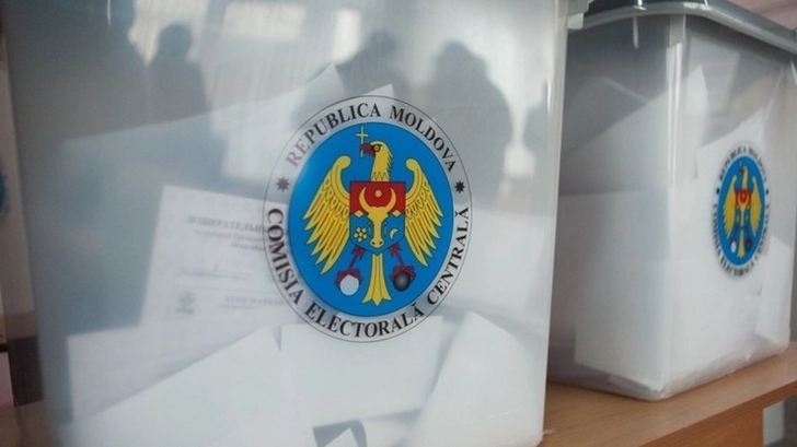 Азербайджанская делегация наблюдает за парламентскими выборами в Молдове