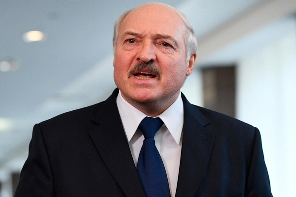 Лукашенко «наелся президентства»