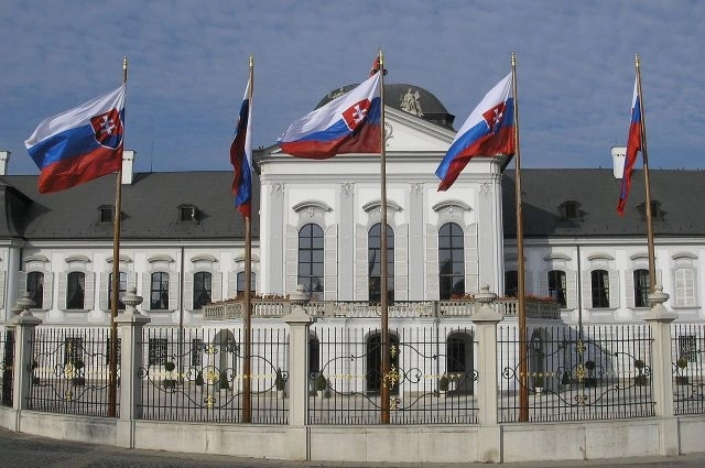 Словакия откроет посольство в Азербайджане