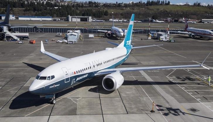 В чем проблема последней модели Boeing 737 и можно ли ее решить?