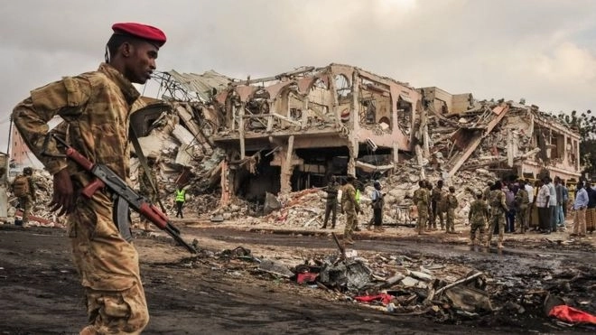 Увеличилось число жертв атаки боевиков «Аш-Шабаб» в Могадишо