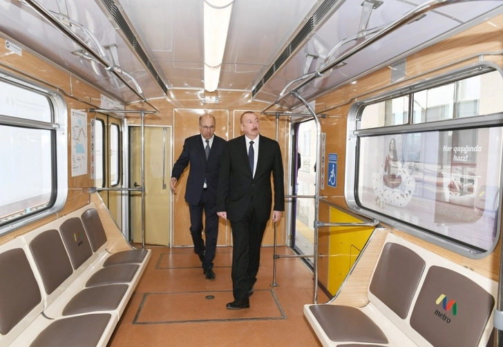 Ильхам Алиев ознакомился с реконструированной станцией метро «Бакмил» – ФОТО+ОБНОВЛЕНО
