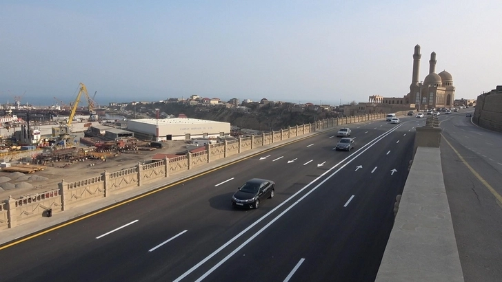 Дорога в направлении мечети Биби-Эйбат открылась после ремонта - ФОТО