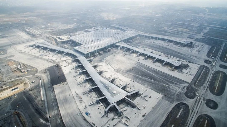 С сегодняшнего дня рейсы AZAL в Стамбул будут осуществляться в новый аэропорт