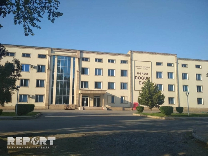 В Азербайджане врач во время операции оставил в брюшной полости роженицы инородное тело – ФОТО